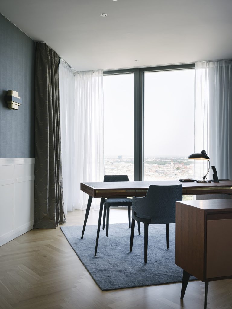 Exexutiv suite Andaz Vienna Interior Design and interior architecture photo copyright by Christof Wagner