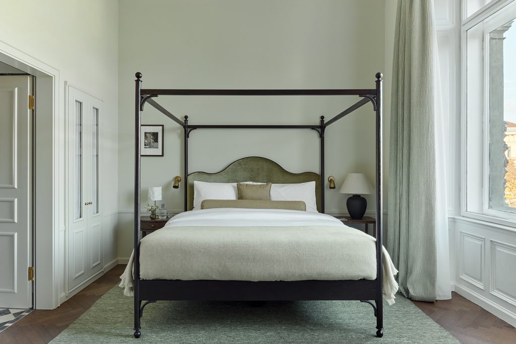 1 Palais Rudolf Suite hotel interior architecture by vienna architects archisphere